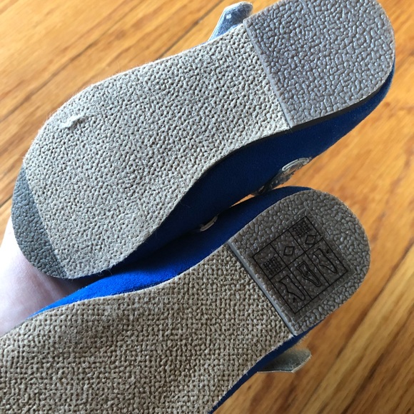 Gymboree blue ballet flats size 4 - Picture 2 of 2